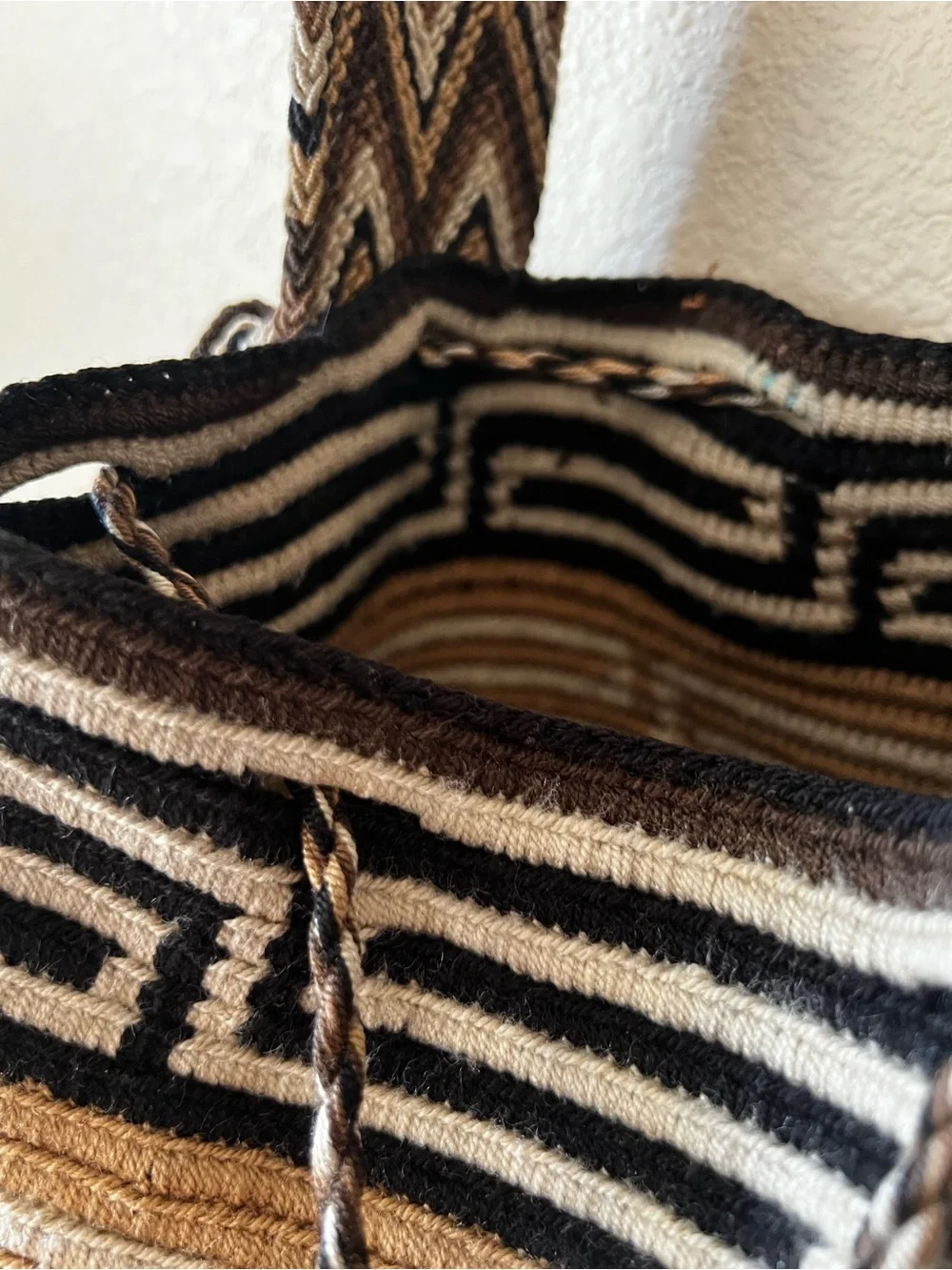 Handwoven Wayuu Mochila Bag - Earthy Geometric Crossbody